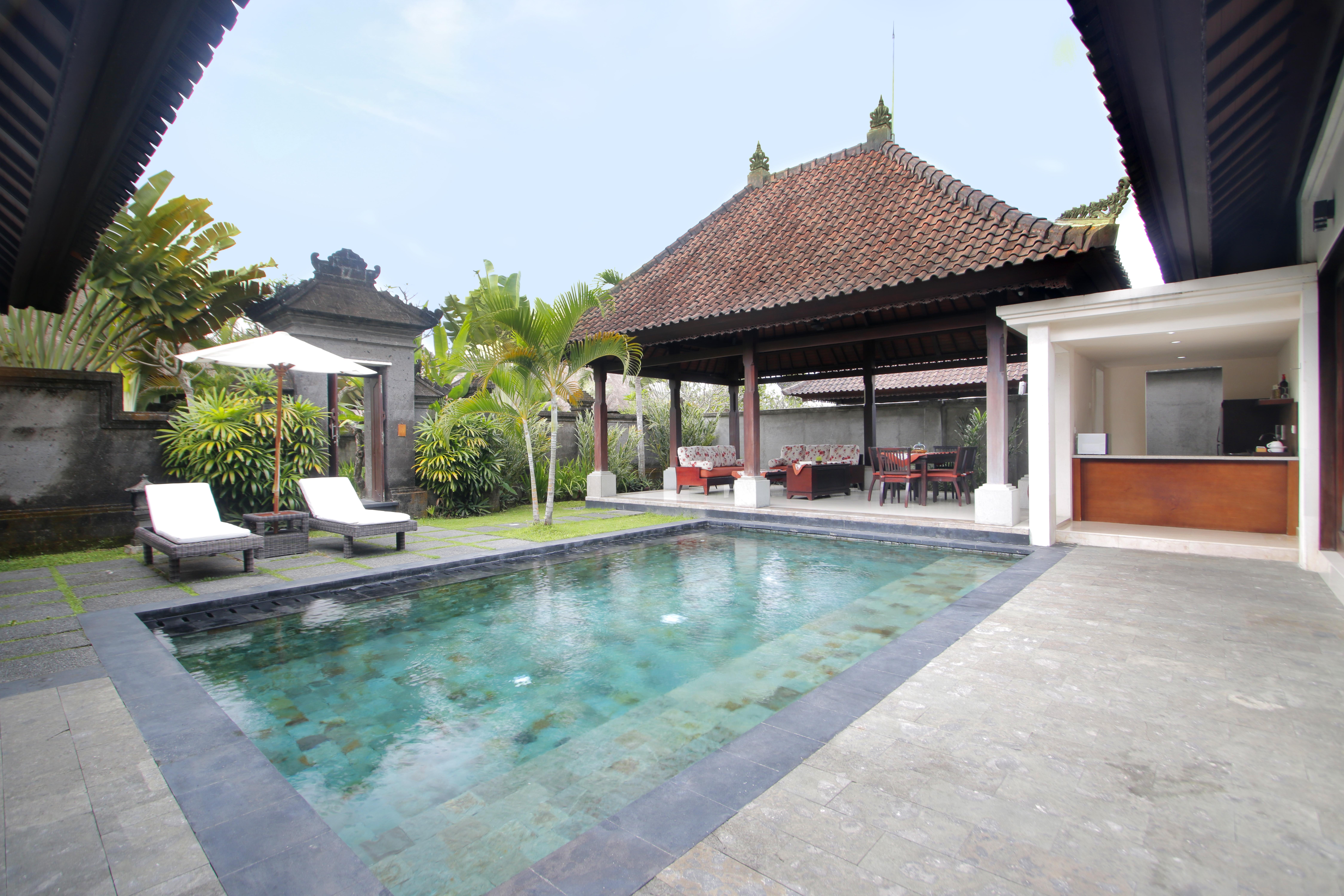 Santi Mandala Villa & Spa Sukawati  Exterior photo
