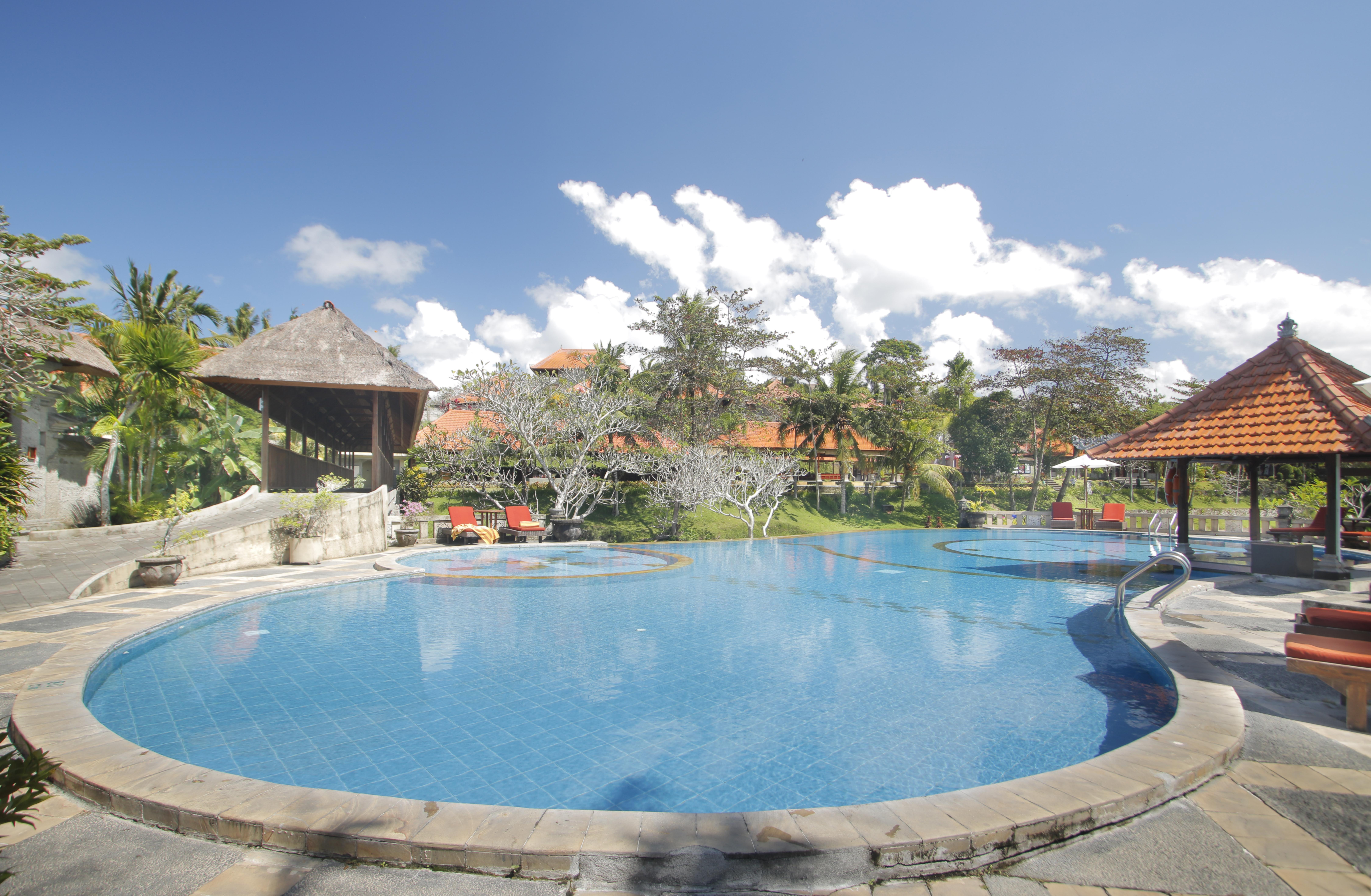 Santi Mandala Villa & Spa Sukawati  Exterior photo