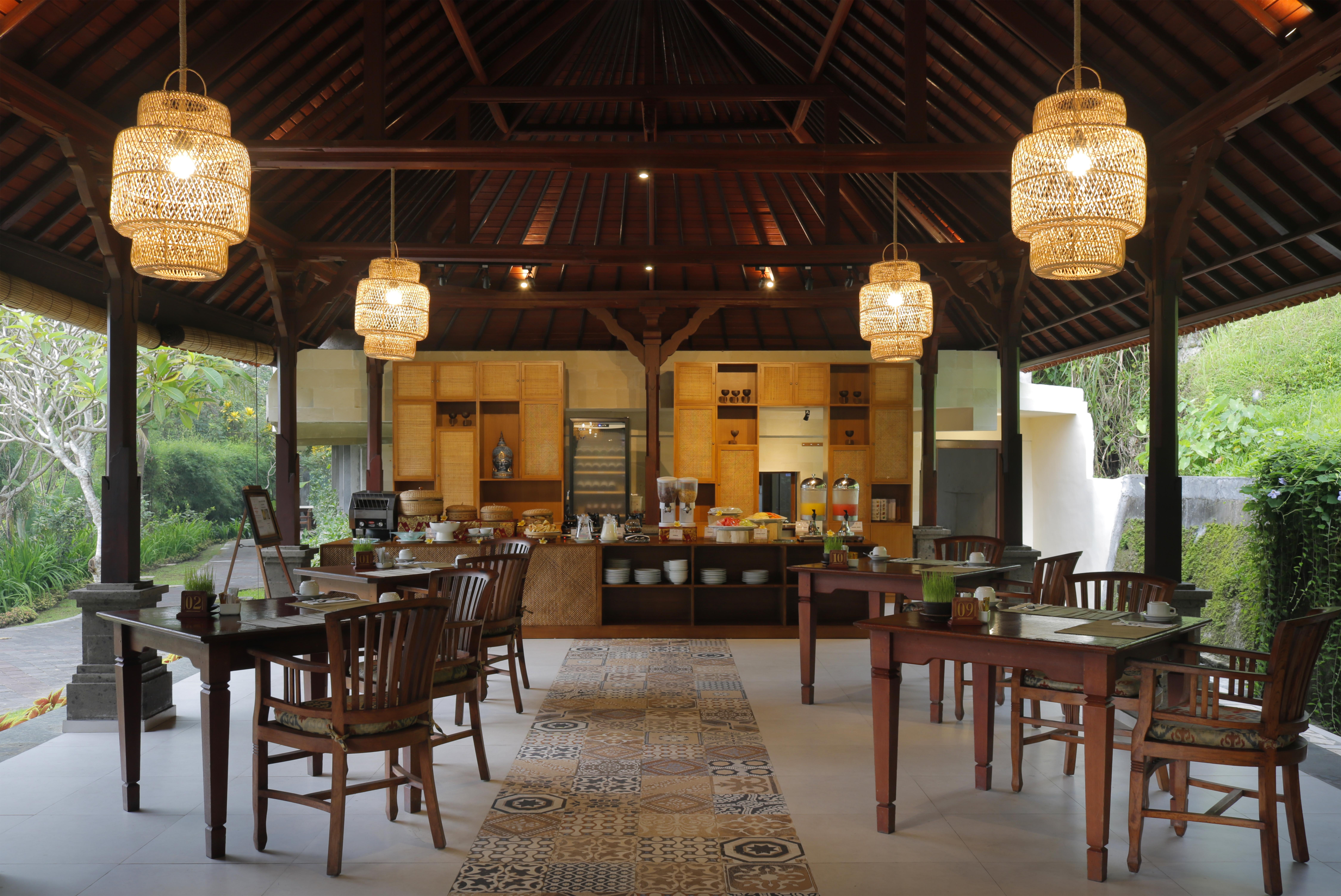 Santi Mandala Villa & Spa Sukawati  Exterior photo
