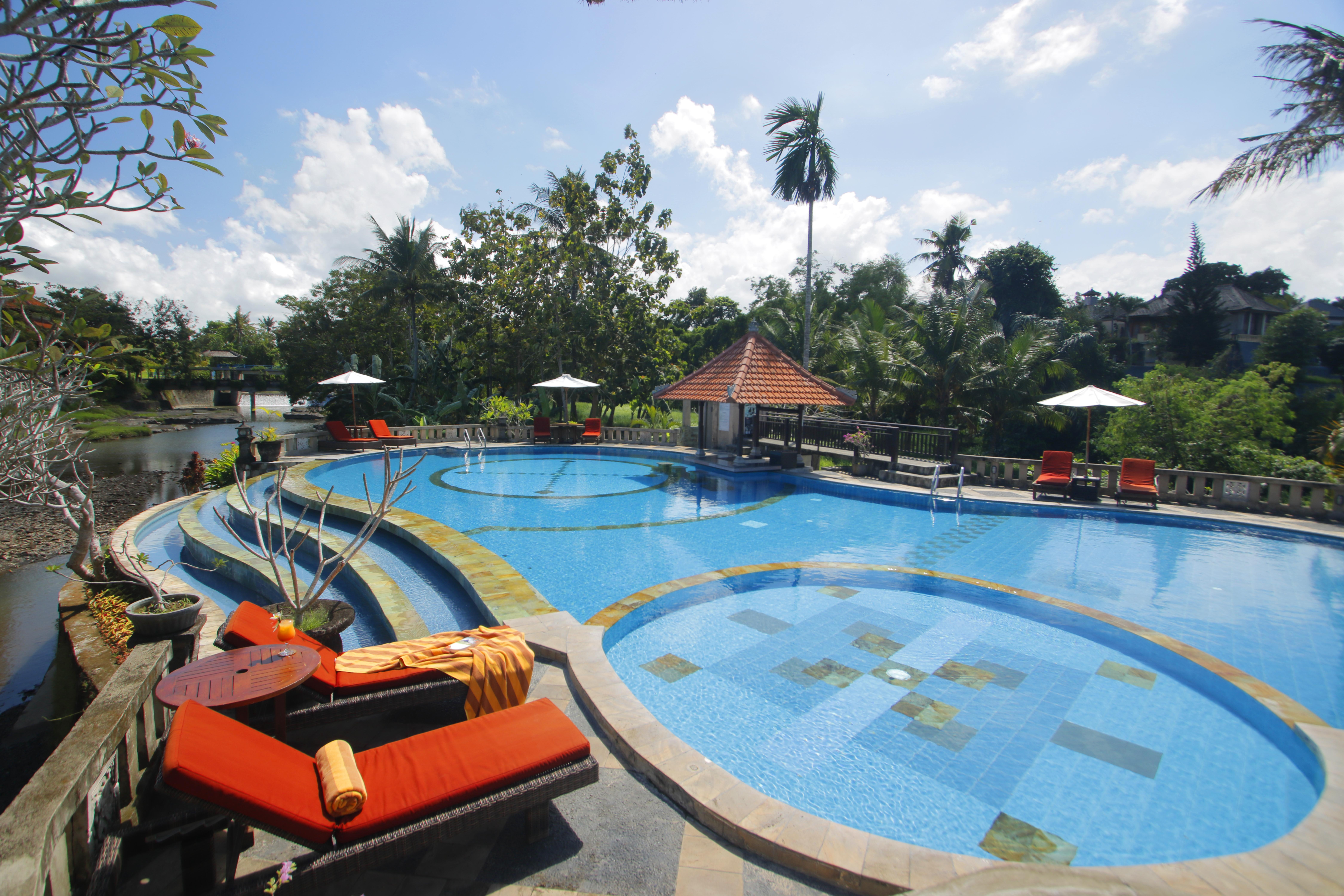 Santi Mandala Villa & Spa Sukawati  Exterior photo