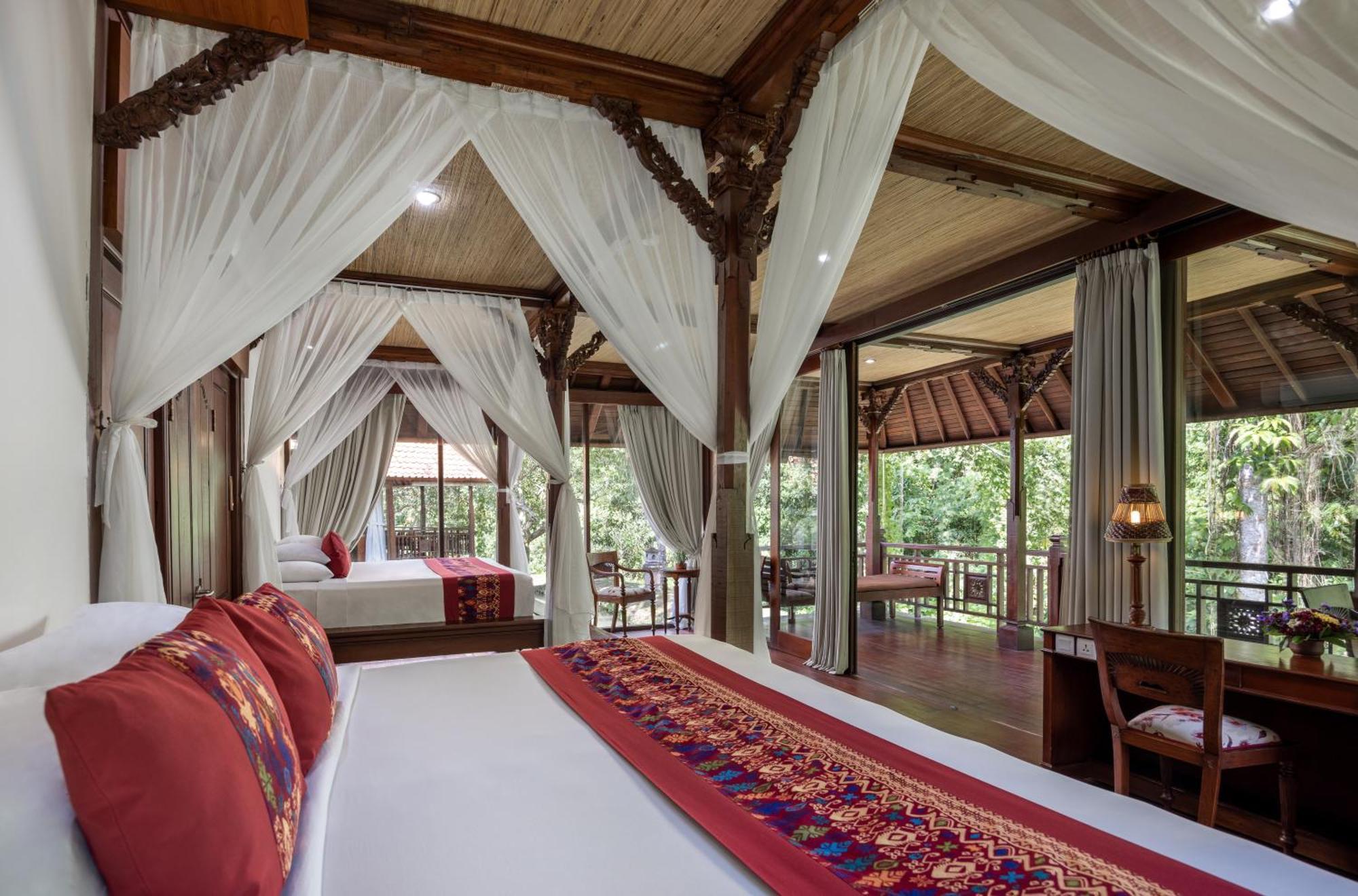Santi Mandala Villa & Spa Sukawati  Exterior photo