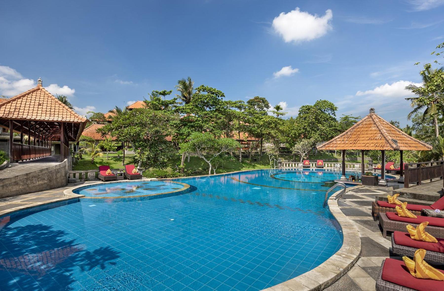 Santi Mandala Villa & Spa Sukawati  Exterior photo