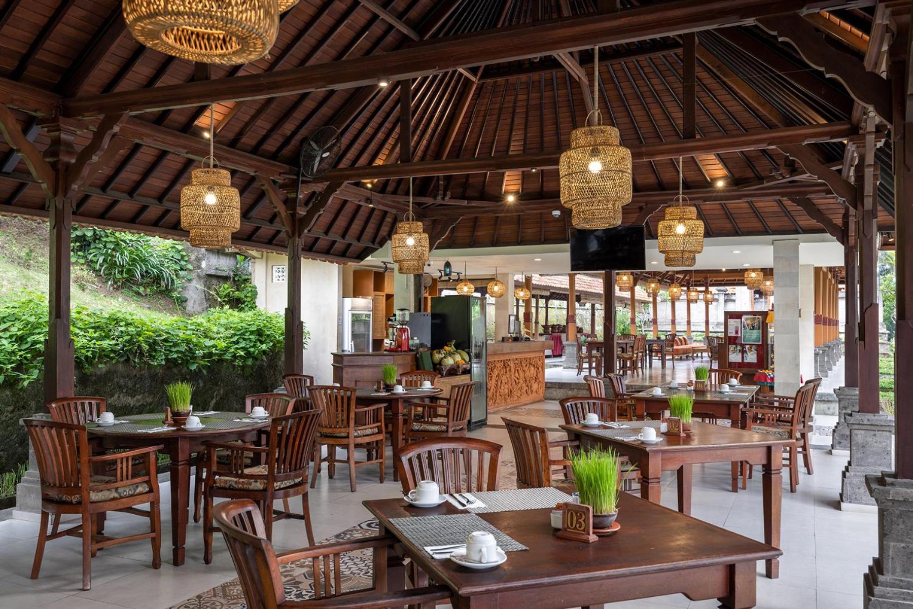 Santi Mandala Villa & Spa Sukawati  Exterior photo
